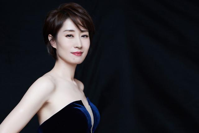 刘敏涛老公是王劲松吗 七年相夫教子却换来婚姻破裂复出后爆红 